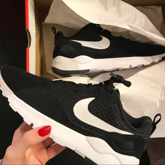 ld runner nike